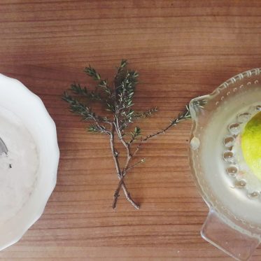 diy salt and thyme body scrub