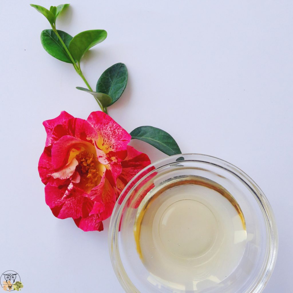 camellia oil benefits for skin