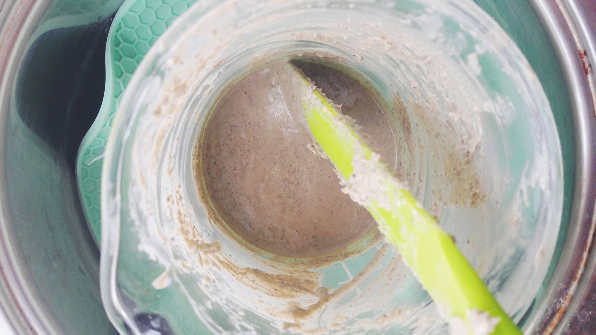 Natural Homemade Deodorant with Bentonite Clay Wild for Nature