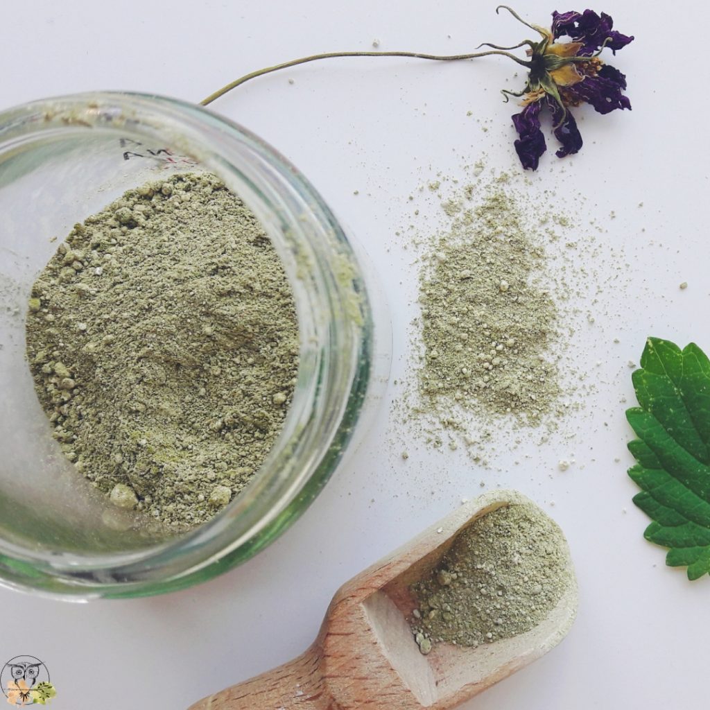 lemon balm bentonite clay face mask diy