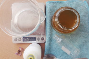DIY Hemp Seed Oil Makeup Remover